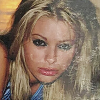 Leah Newman Meztelen