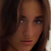 Leah Steele Meztelen