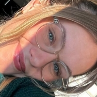 Leonie Maßmann Meztelen