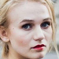 Leonie Wesselow Meztelen