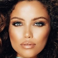 Leyla Milani Meztelen
