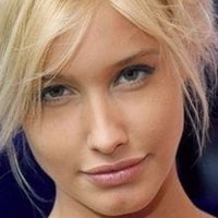 Lila Salet Meztelen