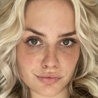 Lina Cuwalsky Meztelen