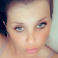 lindzee Meztelen