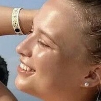 Lisa Kuepper Meztelen