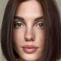 lisaero Meztelen