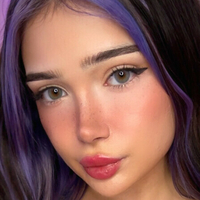 Lola Wolfe Meztelen