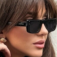 Loredana Brati Meztelen