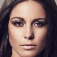 Louise Thompson Meztelen