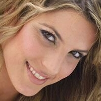 Lucila Vit Meztelen