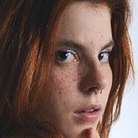 Lucilla Jiggly Meztelen