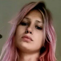 Lucy Velvet Meztelen