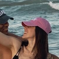 Maria Andrea Meztelen