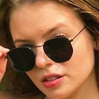 Mariana Pignatti Meztelen