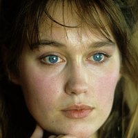 Marianne Basler Meztelen