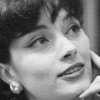 Marie-Hélène Arnaud Meztelen