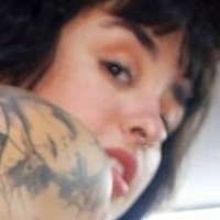 Martina Oli Meztelen
