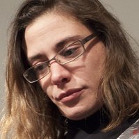 Medea Novak Meztelen