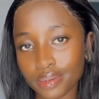 Melanin Thaboew Meztelen