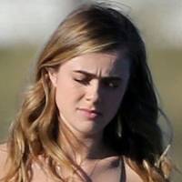 Melissa Roxburgh Meztelen
