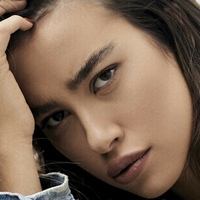 michal_krits Meztelen