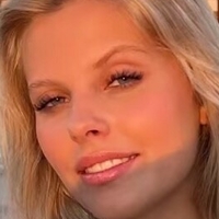 Mila_kmp Meztelen