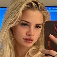 MiloniFrans Meztelen