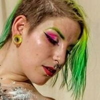 Miranda Macabre Meztelen