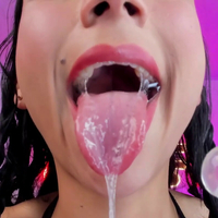 Miss Evangeline Meztelen