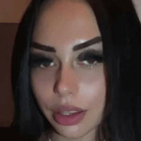 Miss Katrina Meztelen