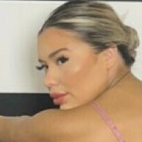 misslyymisslyy Meztelen