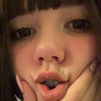 moekomori Meztelen
