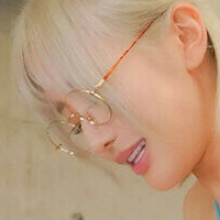 Momonaga Sarina Meztelen