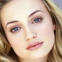 Monica Keena Meztelen