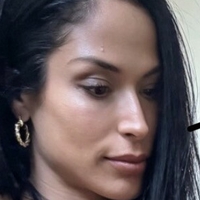 Nany Carmen González Meztelen