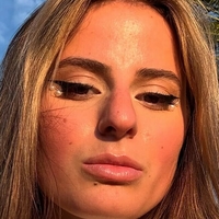 Natalie Jane Meztelen