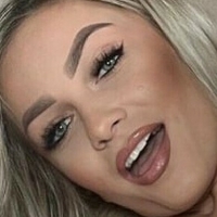 natasy Meztelen