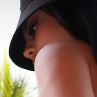 Nattbabe Meztelen