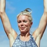 Nell McAndrew Meztelen