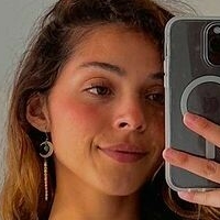 Nicole Brennan Meztelen