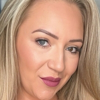 nicolebond Meztelen