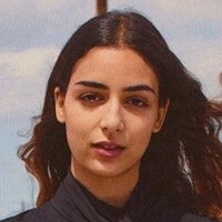 Nora Attal Meztelen