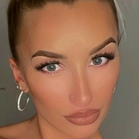 onlyyhollyy Meztelen