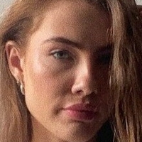 Oonagh C Meztelen
