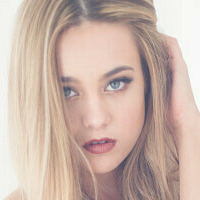 Paizley Laura Bishop Meztelen