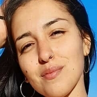 Paula Pérez Beneteau Meztelen