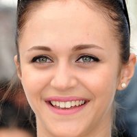 Pauline Burlet Meztelen