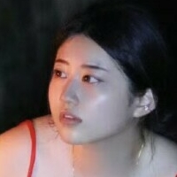 Pishen_eva Meztelen