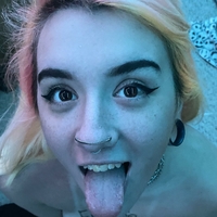 plutosdoll Meztelen