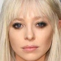 Portia Doubleday Meztelen